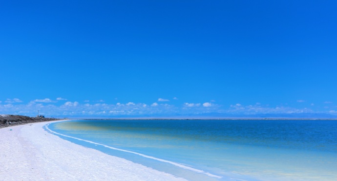 青海察尔汗盐湖旅游