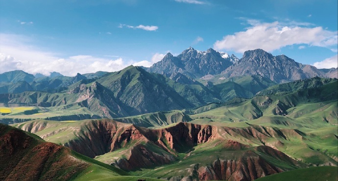 青海卓尔山旅游