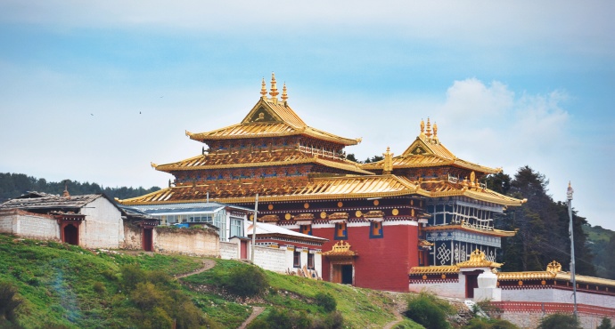 甘肃郎木寺旅游