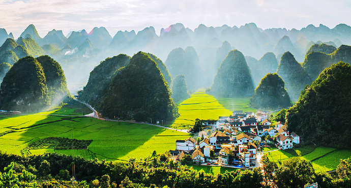 贵州万峰林风景区旅游